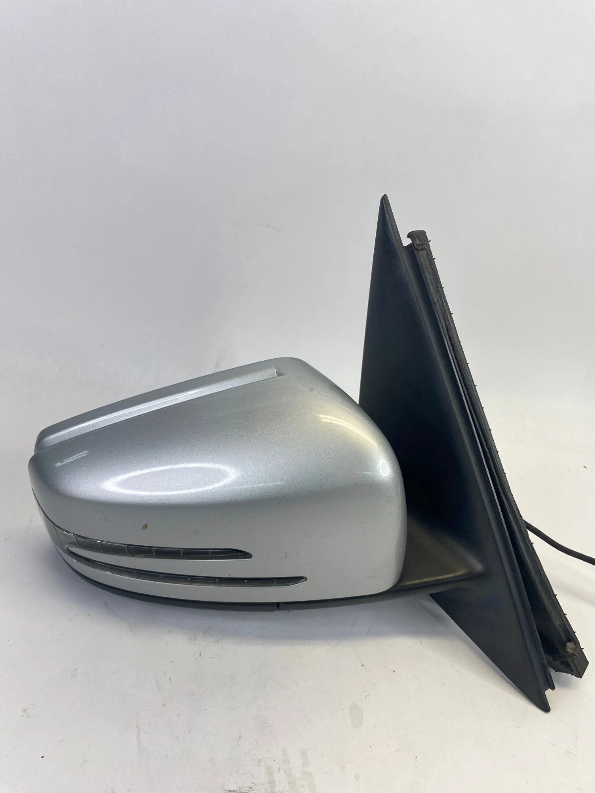 2010-2012 MERCEDES-BENZ GLK-350 PASSENGER RIGHT SIDE VIEW MIRROR OEM A2048102016