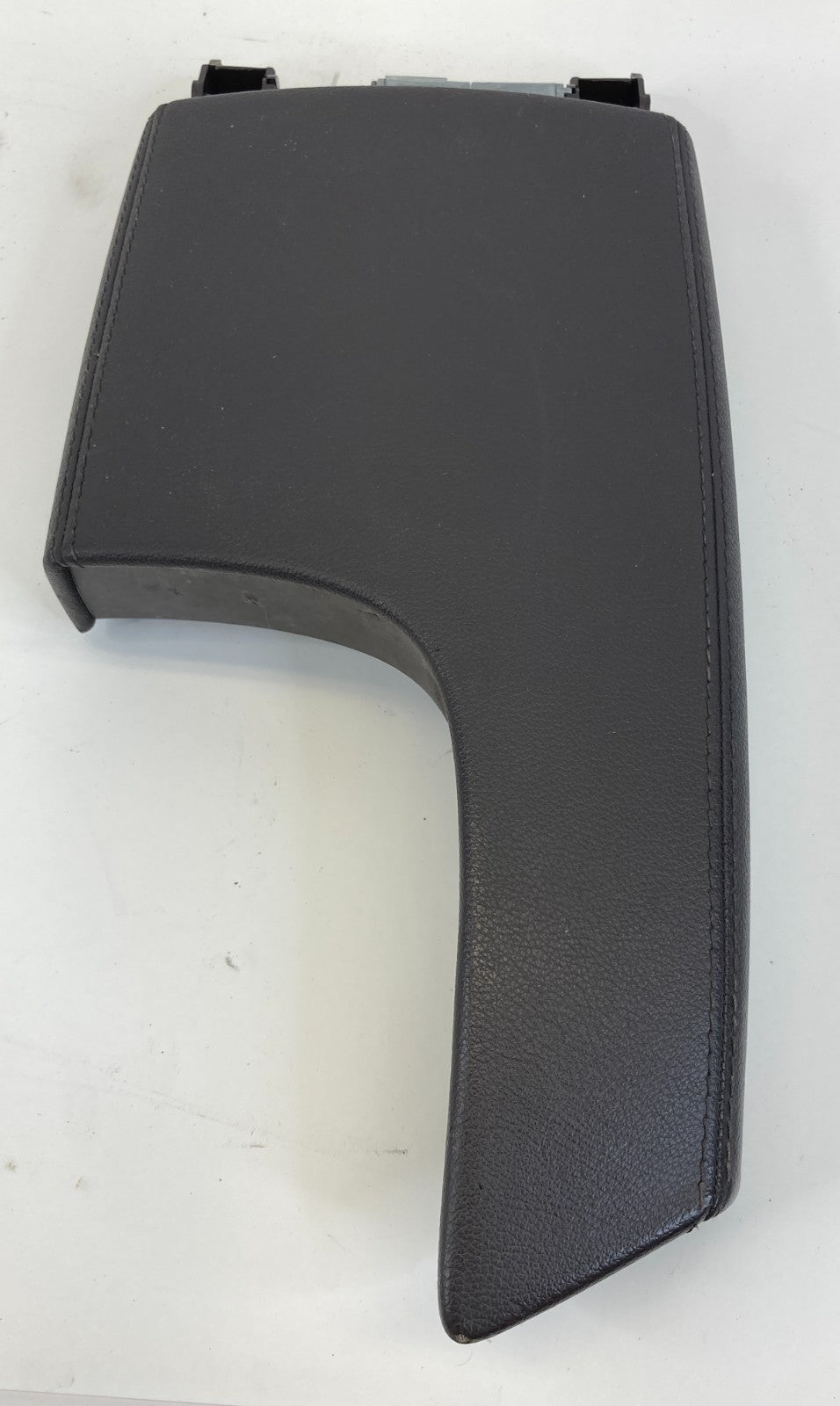 2011 11 Buick Regal Center Console Armrest Arm Rest Storage Lid OEM