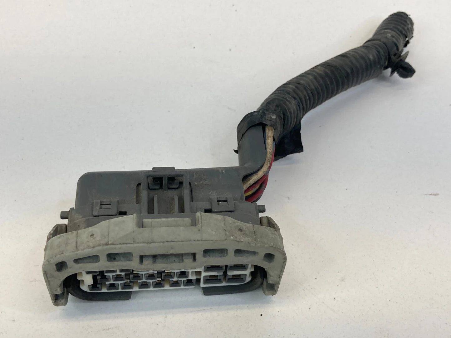 1999-2004 HONDA ODYSSEY 3.5L ABS CONNECTOR PLUG UNIT COMPUTER WIRE SOCKET OEM