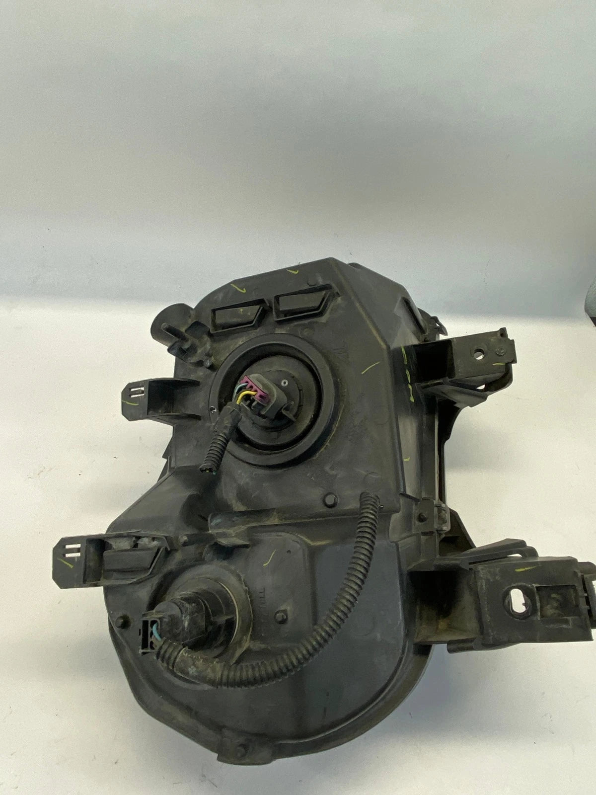 06-11 CHEVROLET HHR LH DRIVER HEADLIGHT HEADLAMP ASSY HEAD LIGHT 15827441 OEM