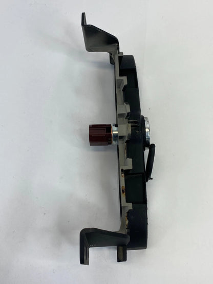 2013-2015 CHEVROLET MALIBU DASH POWER OUTLET W/ BEZEL TRIM PANEL COVER OEM