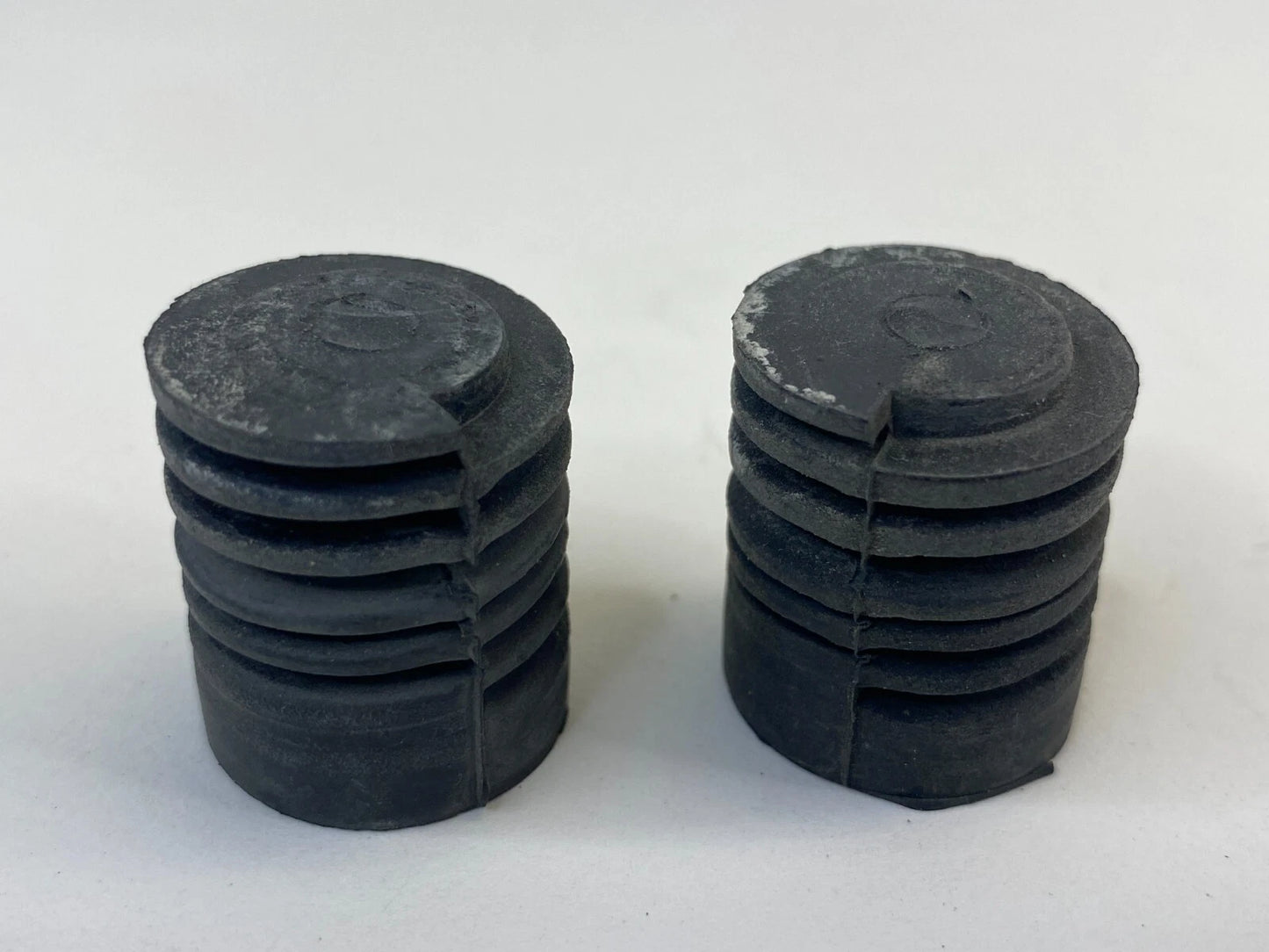 1998-2002 TOYOTA COROLLA FRONT HOOD BUMPER RUBBER ADJUSTMENT PAIR SET 9054115021