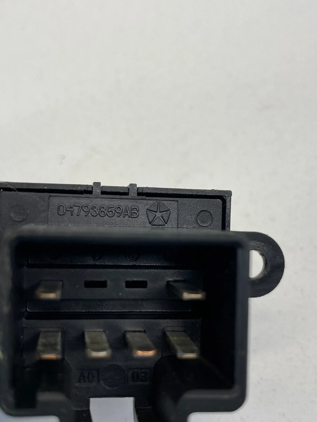 2004 2005 DODGE NEON FRONT RIGHT PASSENGER WINDOW CONTROL SWITCH 04793859AB