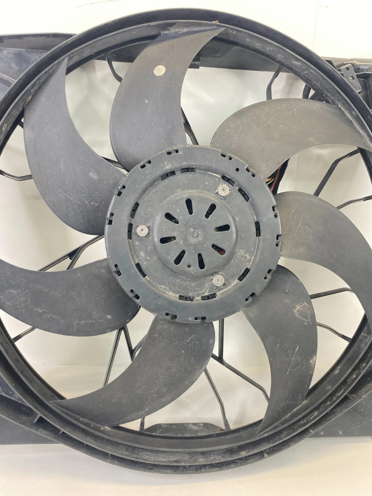 2007-2014 MERCEDES-BENZ CL550 ENGINE RADIATOR COOLING FAN MOTOR ASSEMBLY OEM
