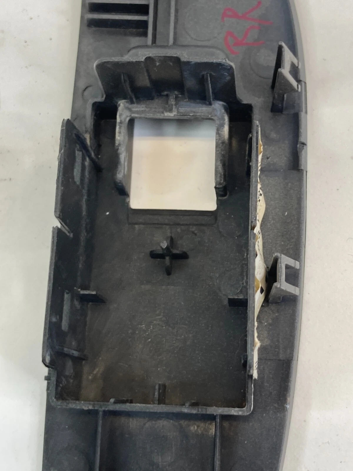 2013-2015 CHEVROLET MALIBU REAR RIGHT DOOR WINDOW SWITCH BEZEL TRIM 20829111 OEM