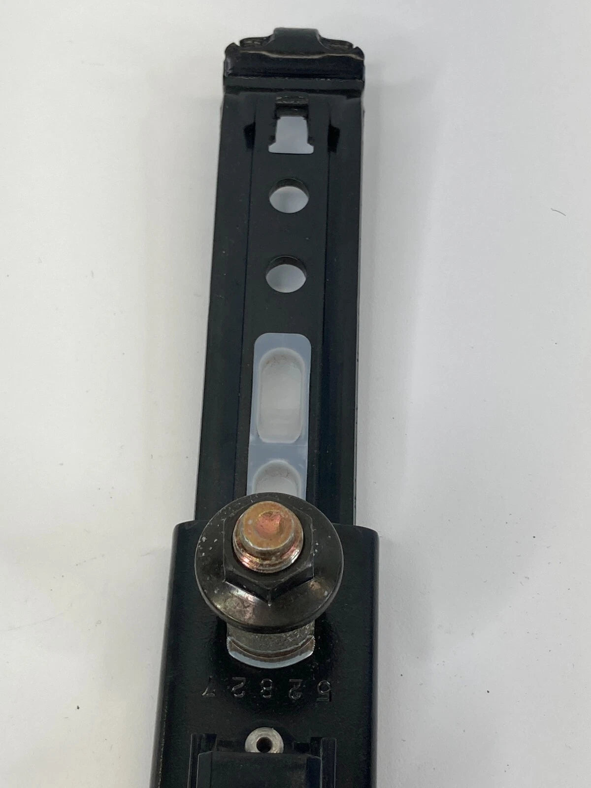 2004-2006 LEXUS RX330 FRONT RIGHT PASSENGER SIDE SEAT BELT HEIGHT ADJUSTER OEM