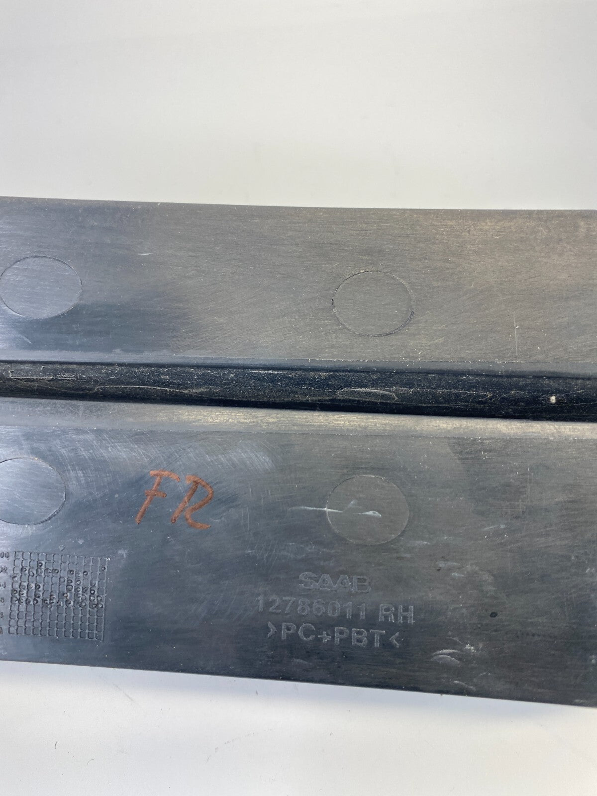 2003-2007 Saab 9-3 Front Right Passenger Bumper Side Cover Grille 12786011 OEM