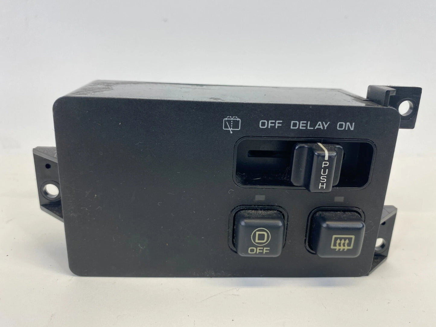 96 97 98 JEEP GRAND CHEROKEE DASH REAR WINDSHIELD WIPER DEFROSTER SWITCH 758143
