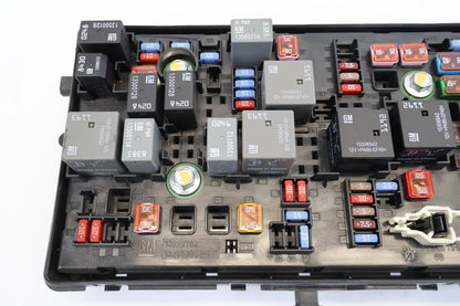2011-2014 CHEVROLET CRUZE ENGINE FUSE BOX BLOCK MODULE AUTOMATIC OEM GM 95442176