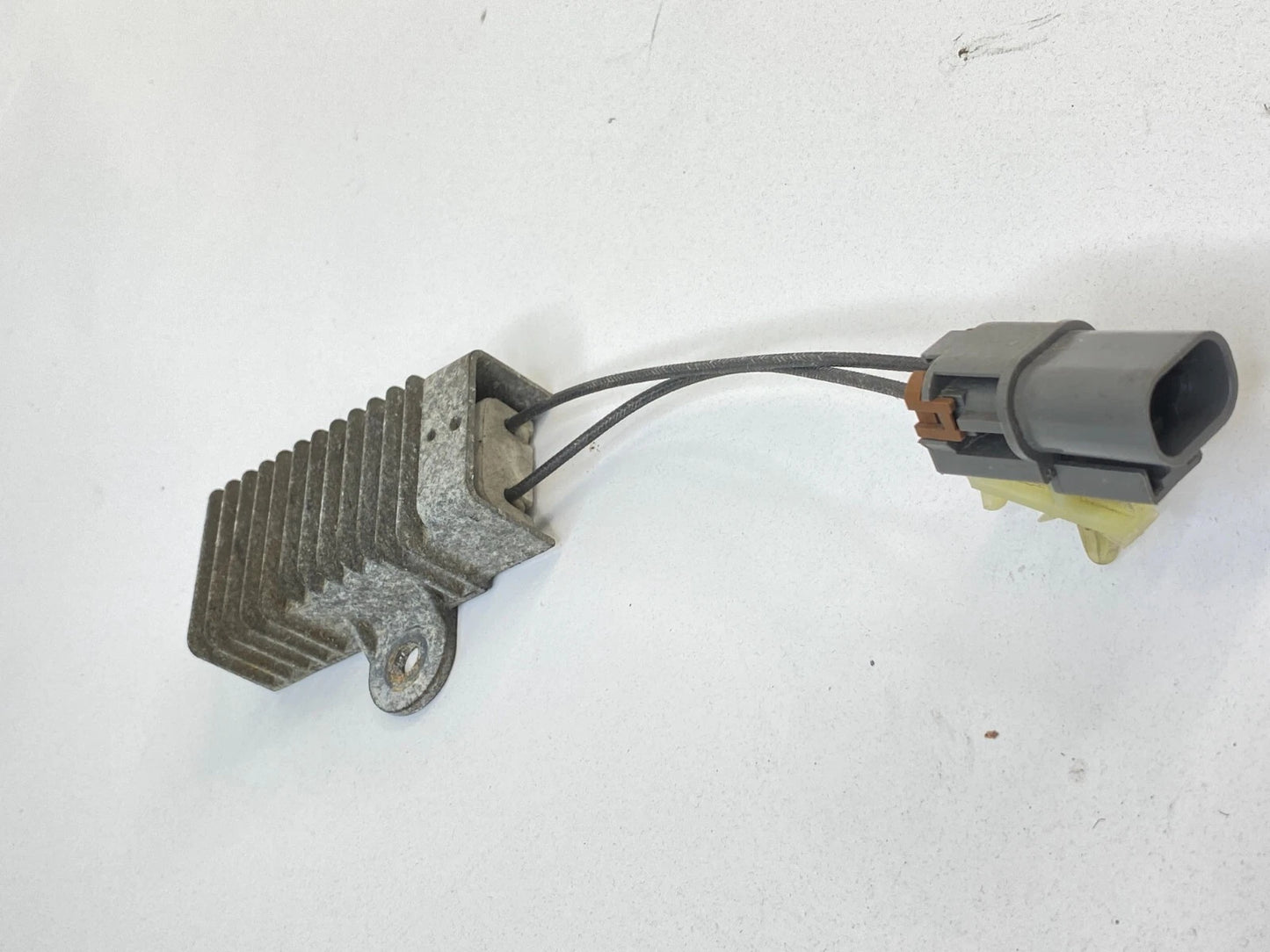 2010-2014 SUBARU LEGACY OUTBACK DAYTIME RUNNING LAMP RESISTOR MODULE UNIT