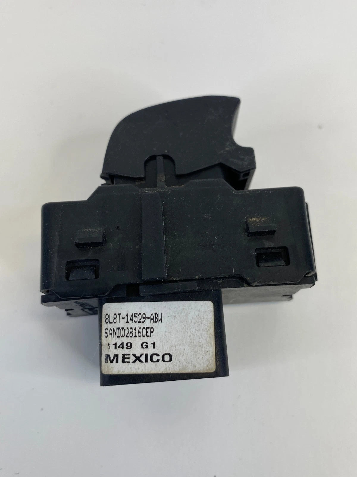 2007-2012 FORD ESCAPE FRONT RIGHT SIDE DOOR POWER WINDOW SWITCH 8L8T-14529-ABW