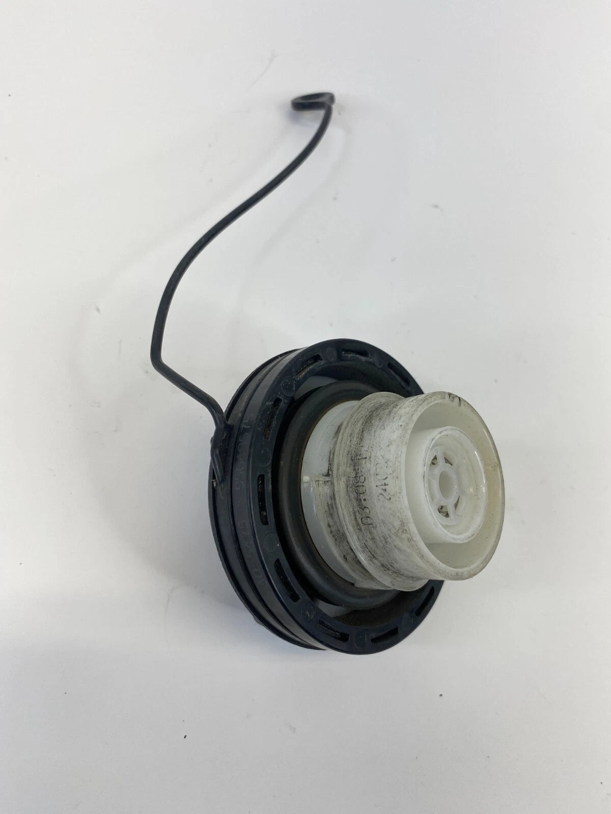 2011-2019 CHEVY CRUZE 2012-2020 CHEVY SONIC FUEL GAS TANK FILLER COVER CAP OEM