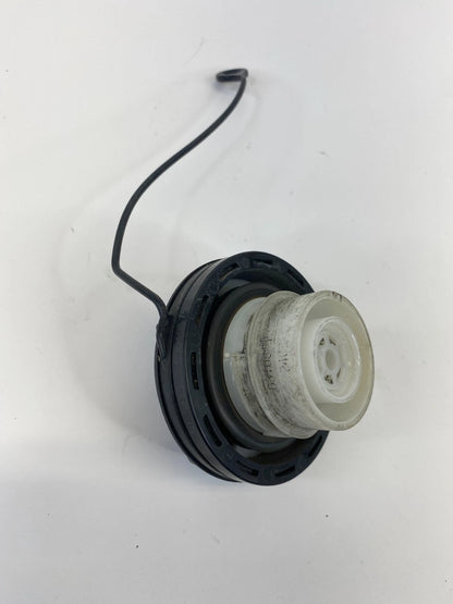 2011-2019 CHEVY CRUZE 2012-2020 CHEVY SONIC FUEL GAS TANK FILLER COVER CAP OEM