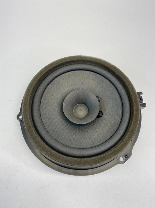 11-19 FORD FIESTA REAR RIGHT SIDE DOOR SOUND SYSTEM AUDIO SPEAKER 8A6T18808CC