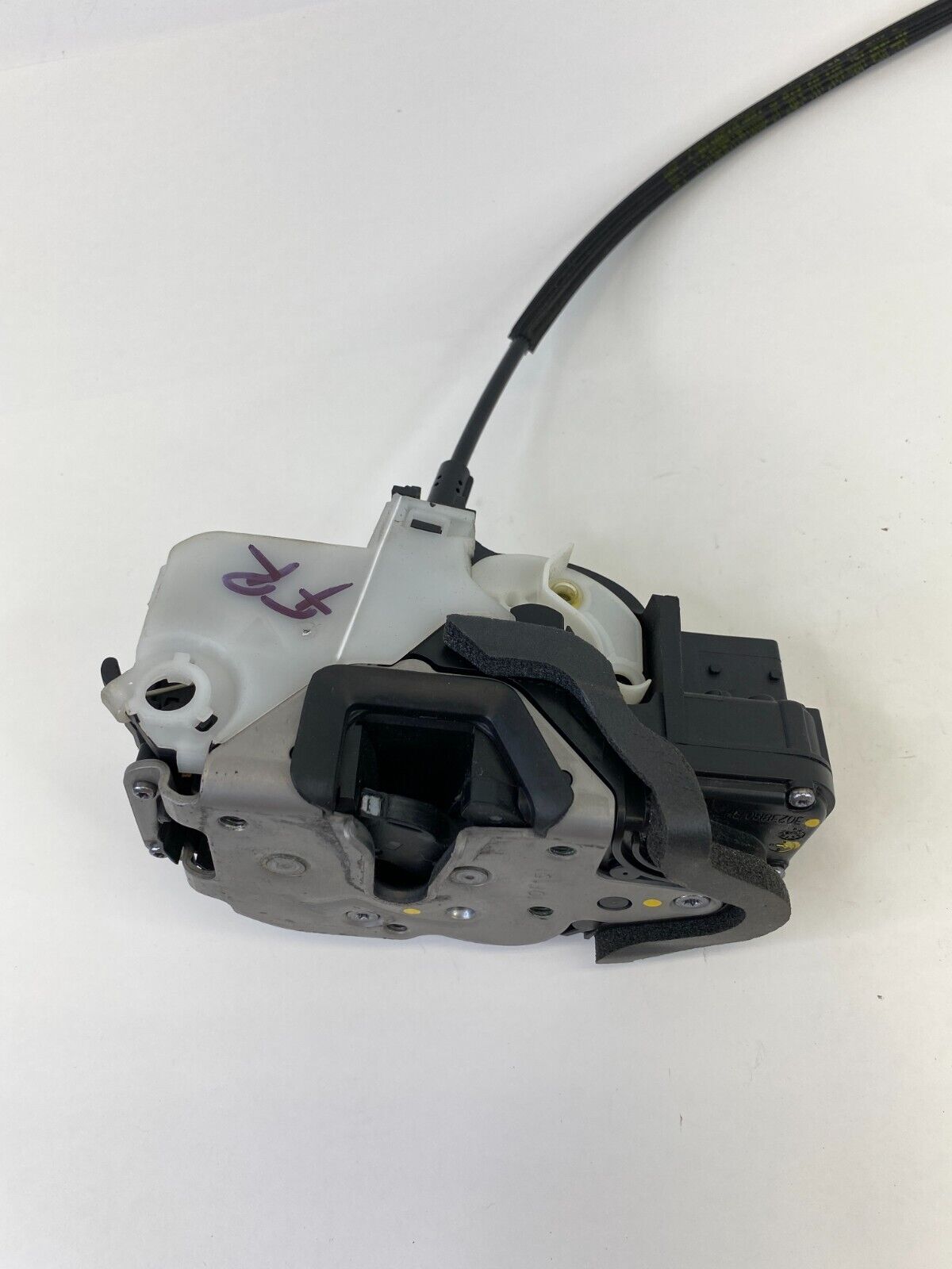 11-17 Buick Regal Front Right Passenger Side Door Lock Latch Actuator 13503802