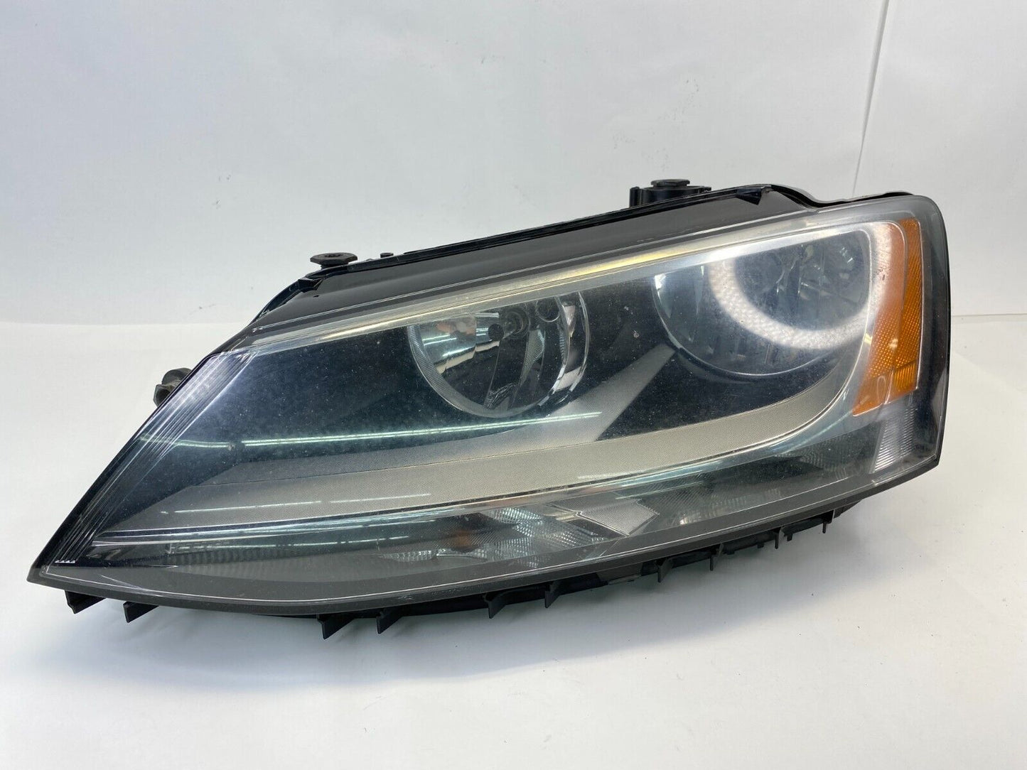 2011-2016 VW Volkswagen Jetta Front Left Driver Headlight Headlamp 5C7-941-005