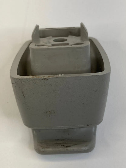 2006-2010 CHEVROLET COLORADO RIGHT PASSENGER SUN VISOR SUNVISOR RETAINER CLIP