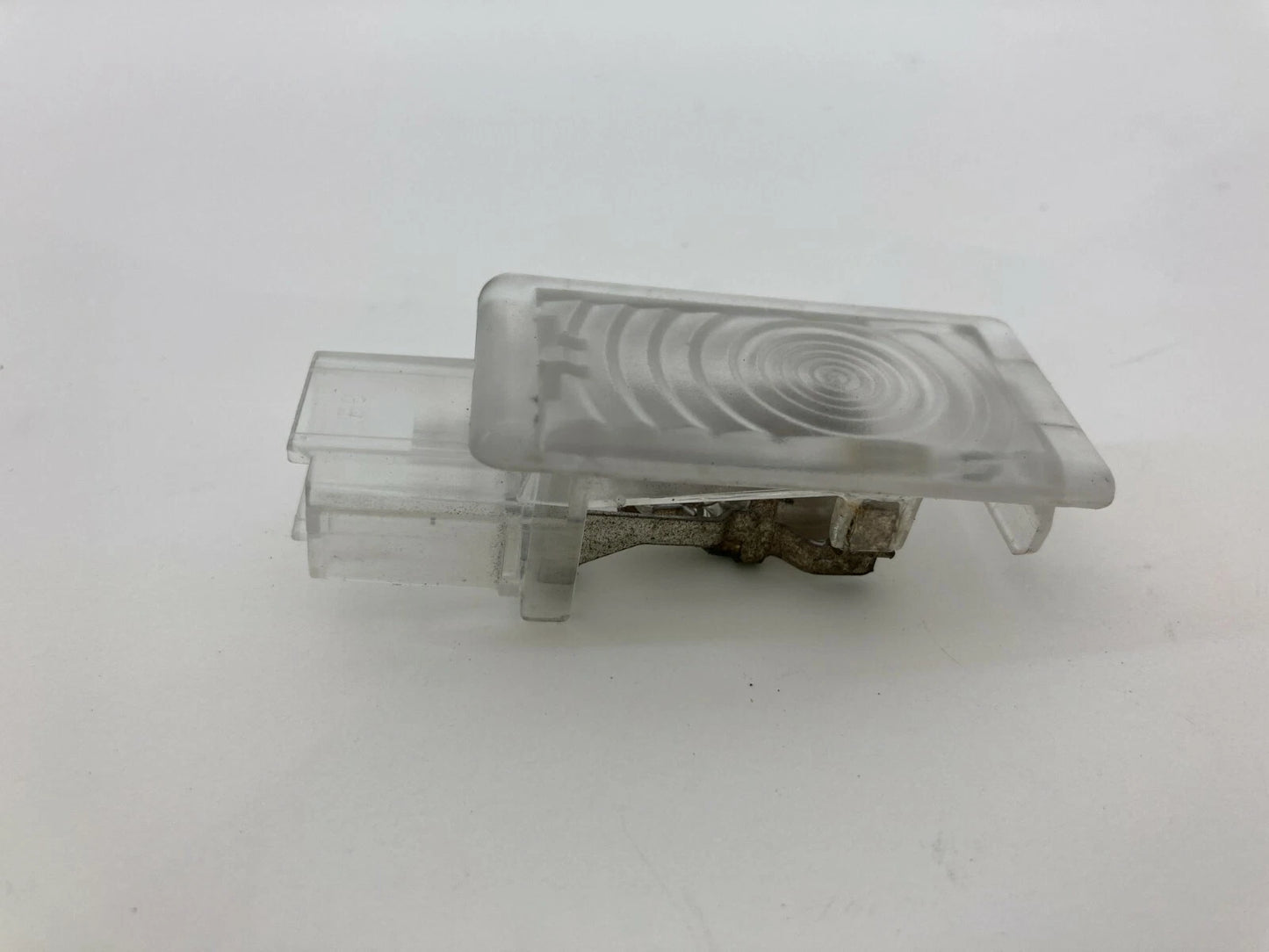 2010 CHEVROLET TRAVERSE REAR TRUNK DOME CARGO AREA COURTESY LIGHT LAMP