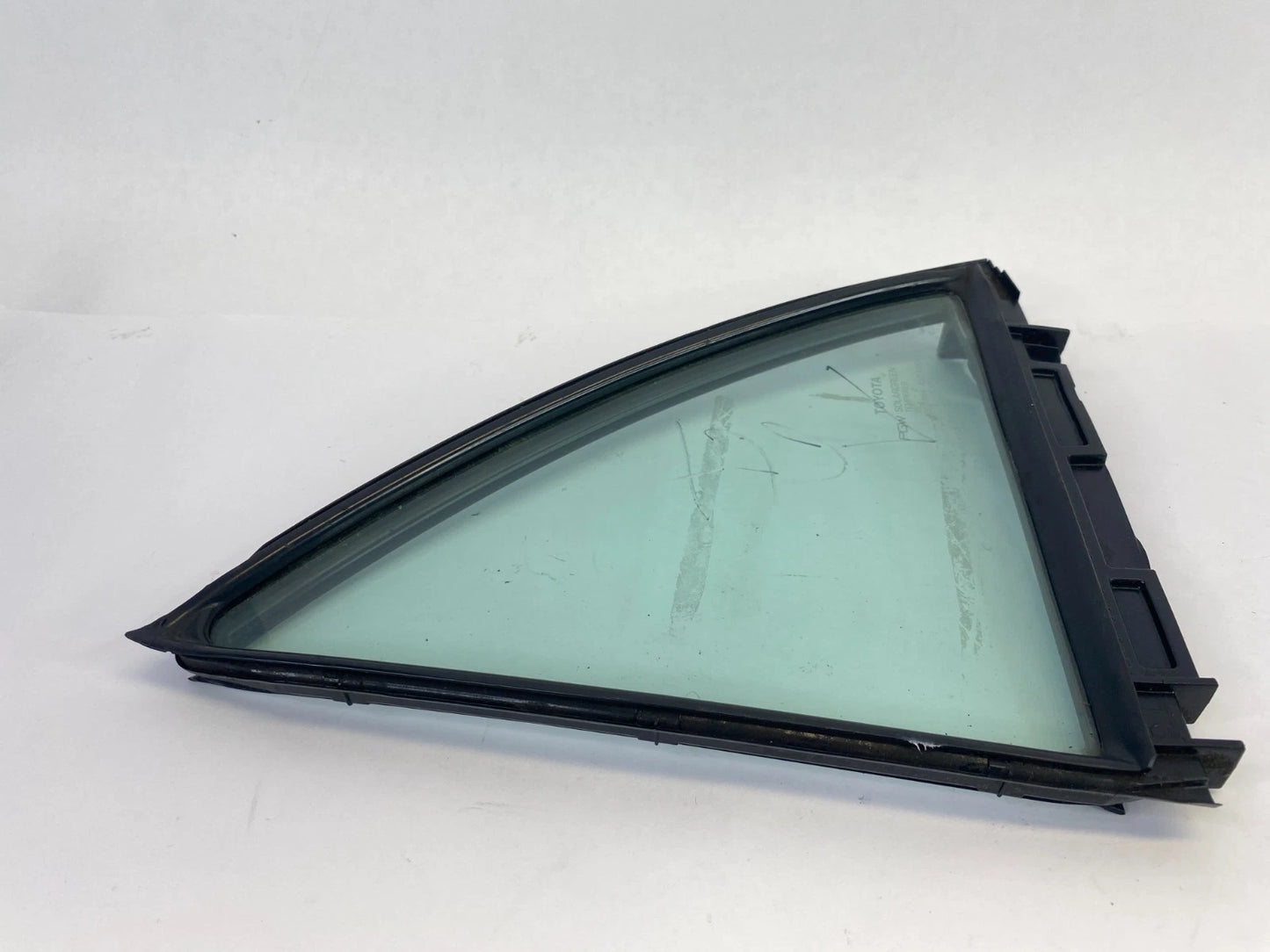 09-13 TOYOTA COROLLA REAR LEFT WINDOW VENT QUARTER GLASS FIXED OEM 68189-02120