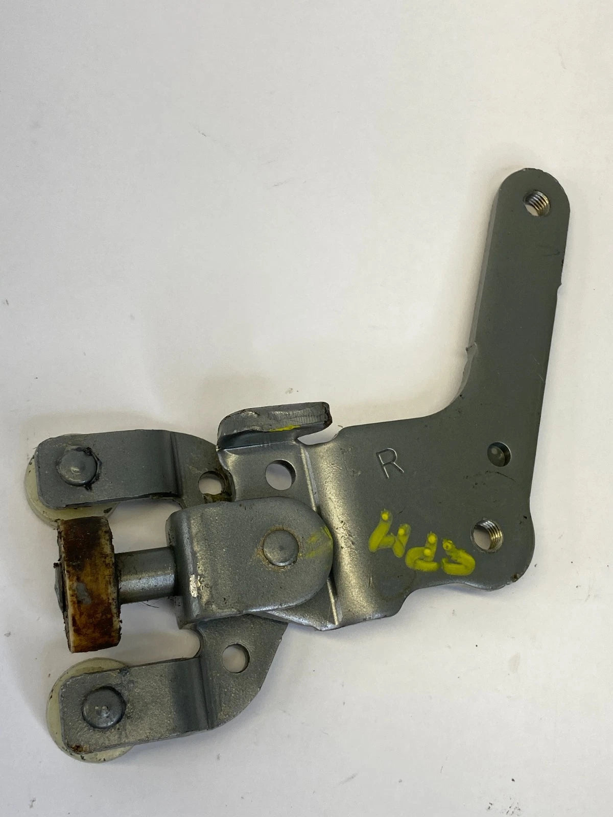 2004-2010 TOYOTA SIENNA REAR RIGHT CENTER SLIDING DOOR HINGE ROLLER RAIL OEM