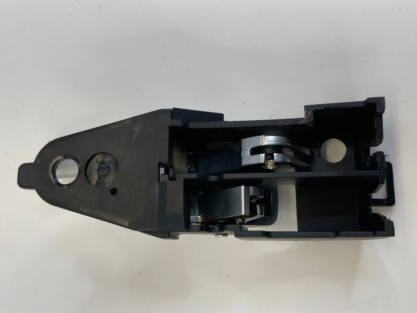 2013 2014 2015 2016 Dodge Dart Front Right Side Interior Inner Door Handle OEM