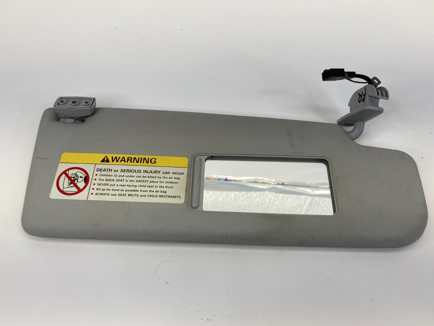 2001-2005 Volkswagen Beetle Left & Right Sunvisor Sun Visor Shade Set Pair OEM