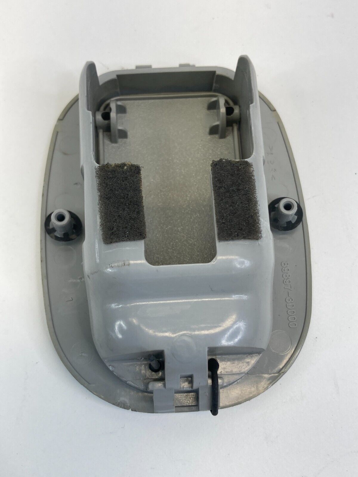 2006 07 2008 Hyundai Sonata Rear Seat Child Anchor Cover Trim Bezel 89897-3D000