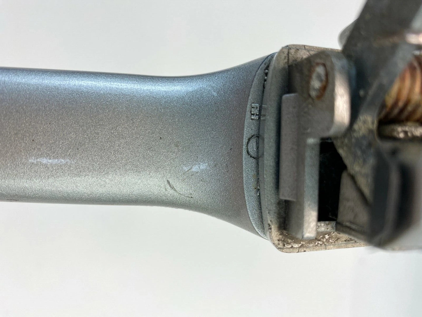 2006 2007 CHEVY IMPALA FRONT RIGHT PASSENGER SIDE OUTER EXTERIOR DOOR HANDLE OEM