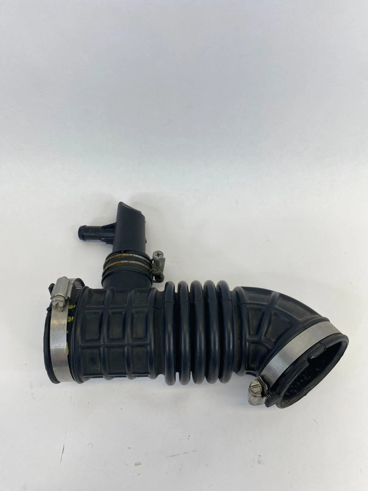 2013-2019 NISSAN SENTRA 1.8L ENGINE AIR CLEANER INTAKE HOSE DUCT OEM 3RC23