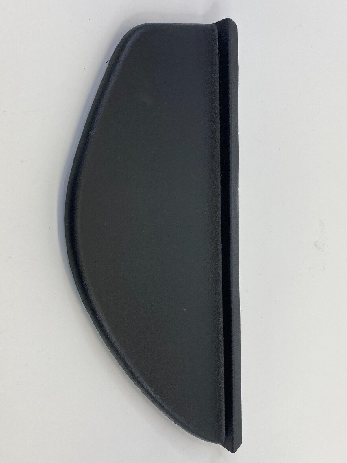 2006-2011 Hyundai Accent Dash Right Side End Cap Cover Trim 84726-1E000 OEM