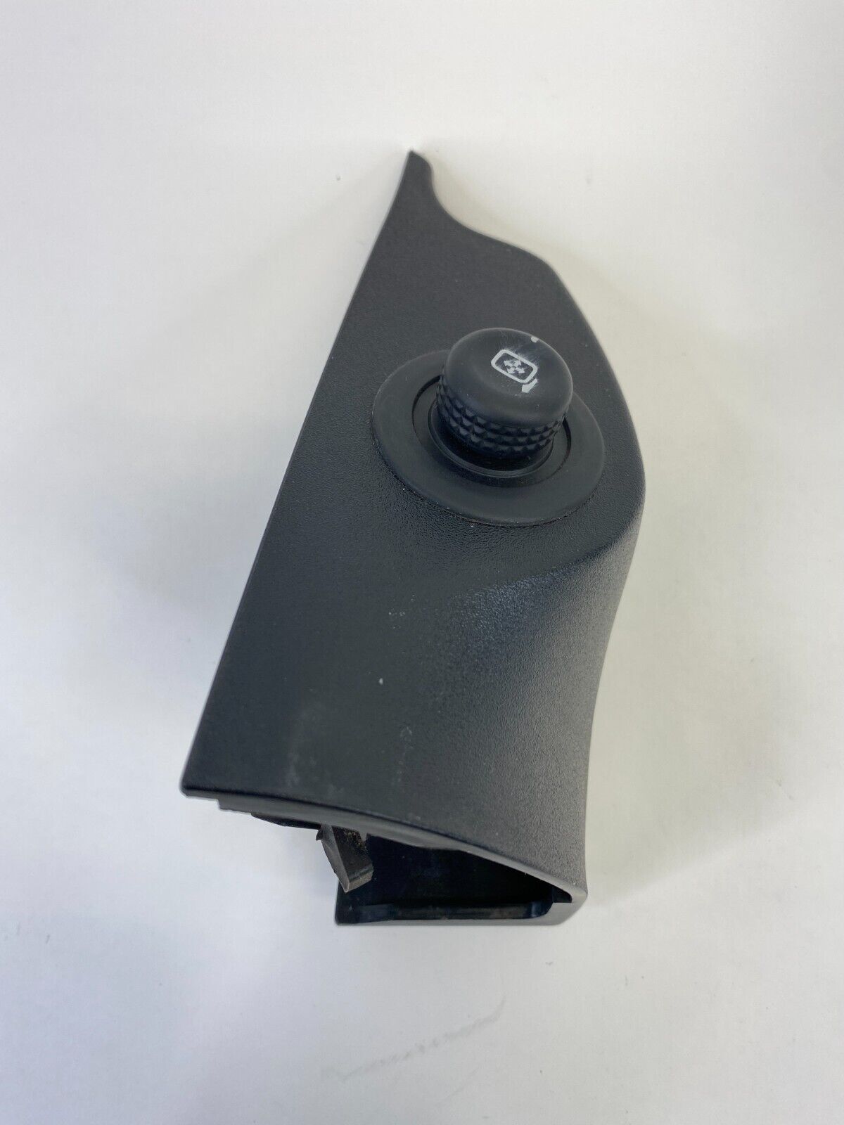 2008-2012 Ford Escape 2008-2011 Mariner Mirror Control Switch w/ Trim 8F9T17B676