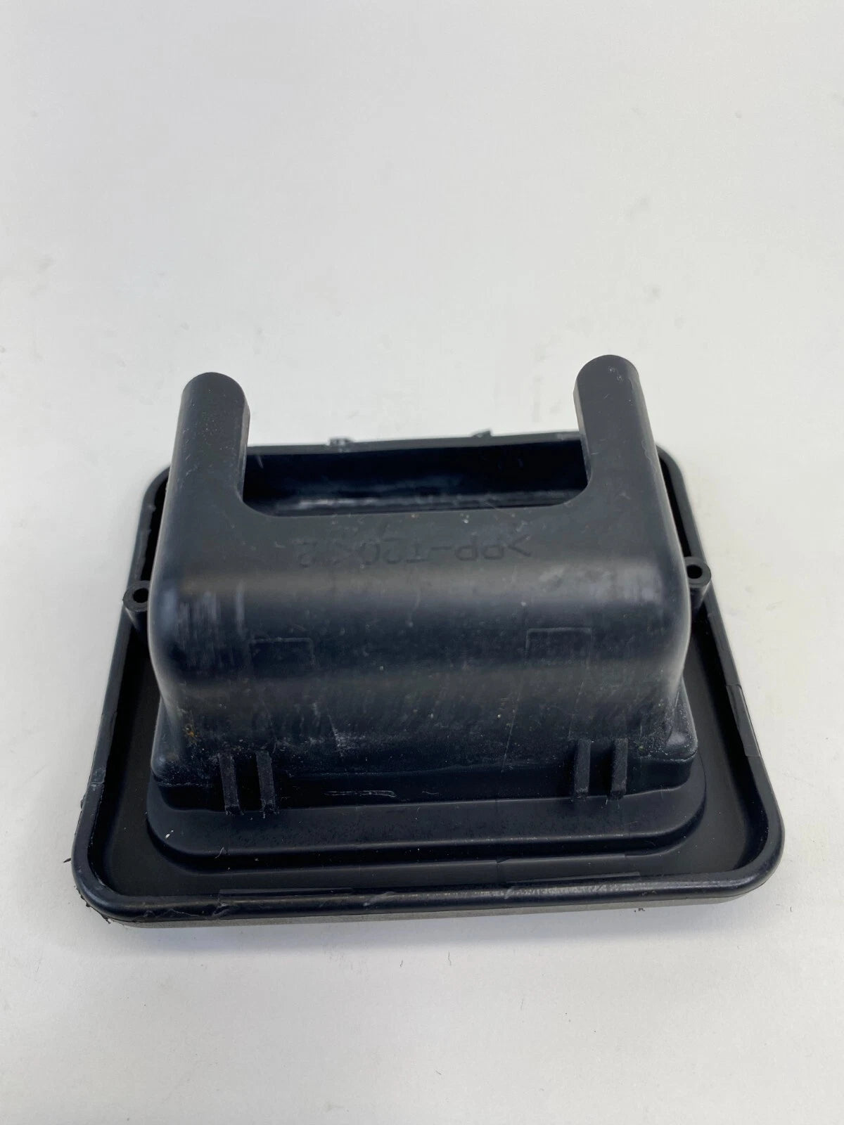 2011-2014 HYUNDAI SONATA REAR SEAT CHILD ANCHOR HOOK COVER CAP TRIM BEZEL OEM