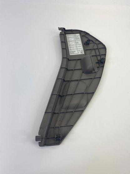 1998-2002 HONDA ACCORD DASH RIGHT SIDE FUSE BOX END CAP PANEL COVER 77211-S84
