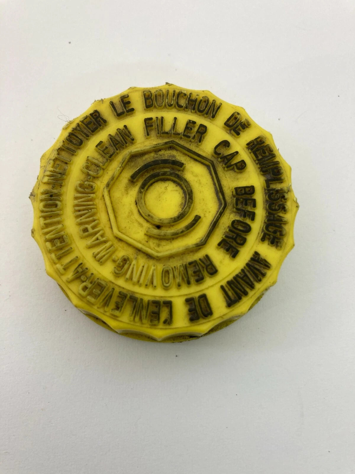 2004-2008 CHRYSLER PACIFICA BRAKE MASTER CYLINDER RESERVOIR FLUID CAP COVER OEM