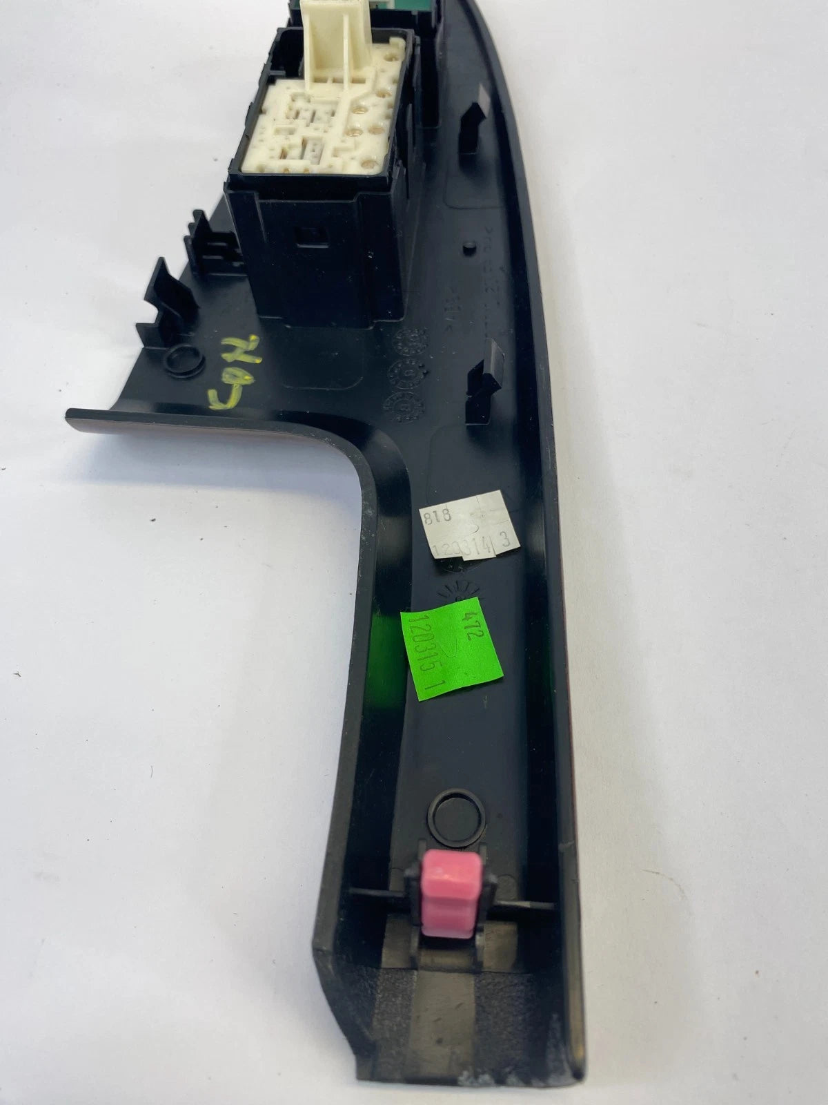 2009-2012 TOYOTA VENZA FRONT RIGHT DOOR POWER WINDOW CONTROL SWITCH W/ BEZEL OEM