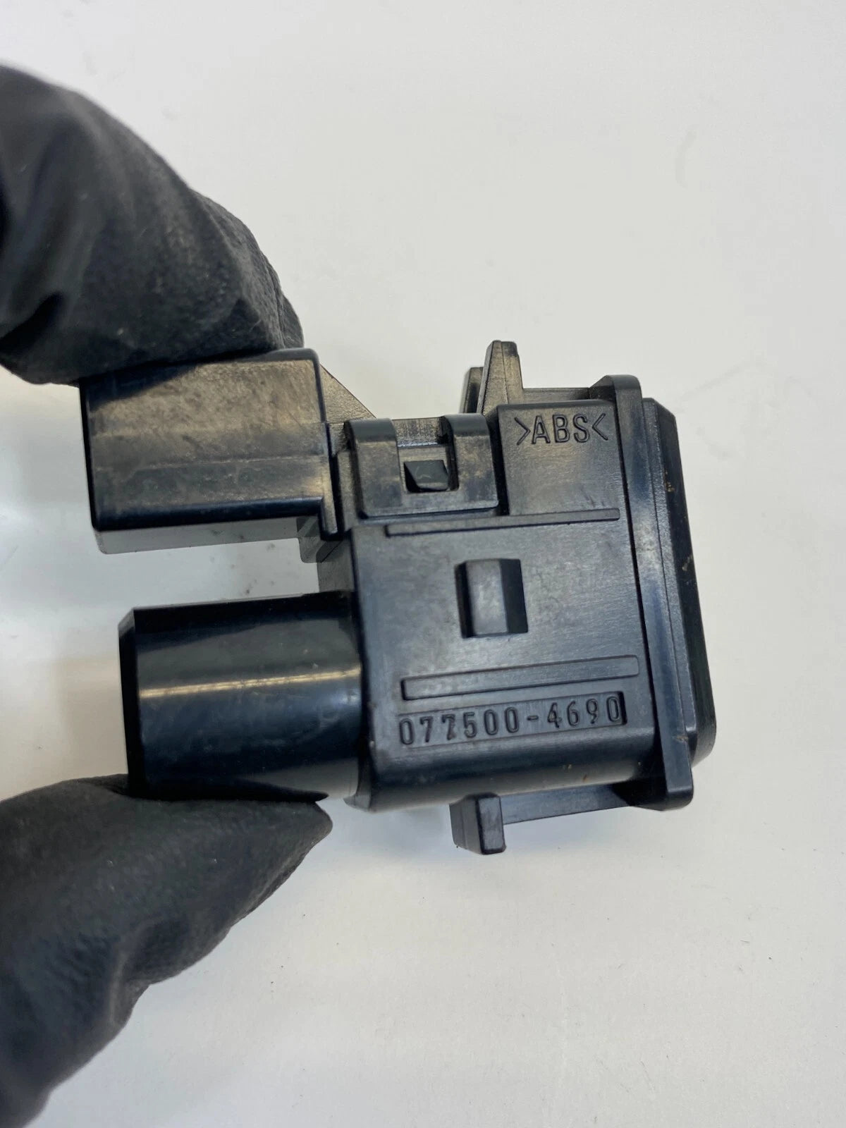 99-03 LEXUS RX300 A/C CLIMATE CONTROL CABIN TEMPERATURE SENSOR 0775004690 OEM