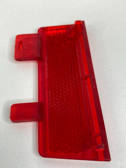 2010-2012 LINCOLN MKT REAR RIGHT TAILGATE LIFTGATE DOOR LENS COVER LIGHT TRIM