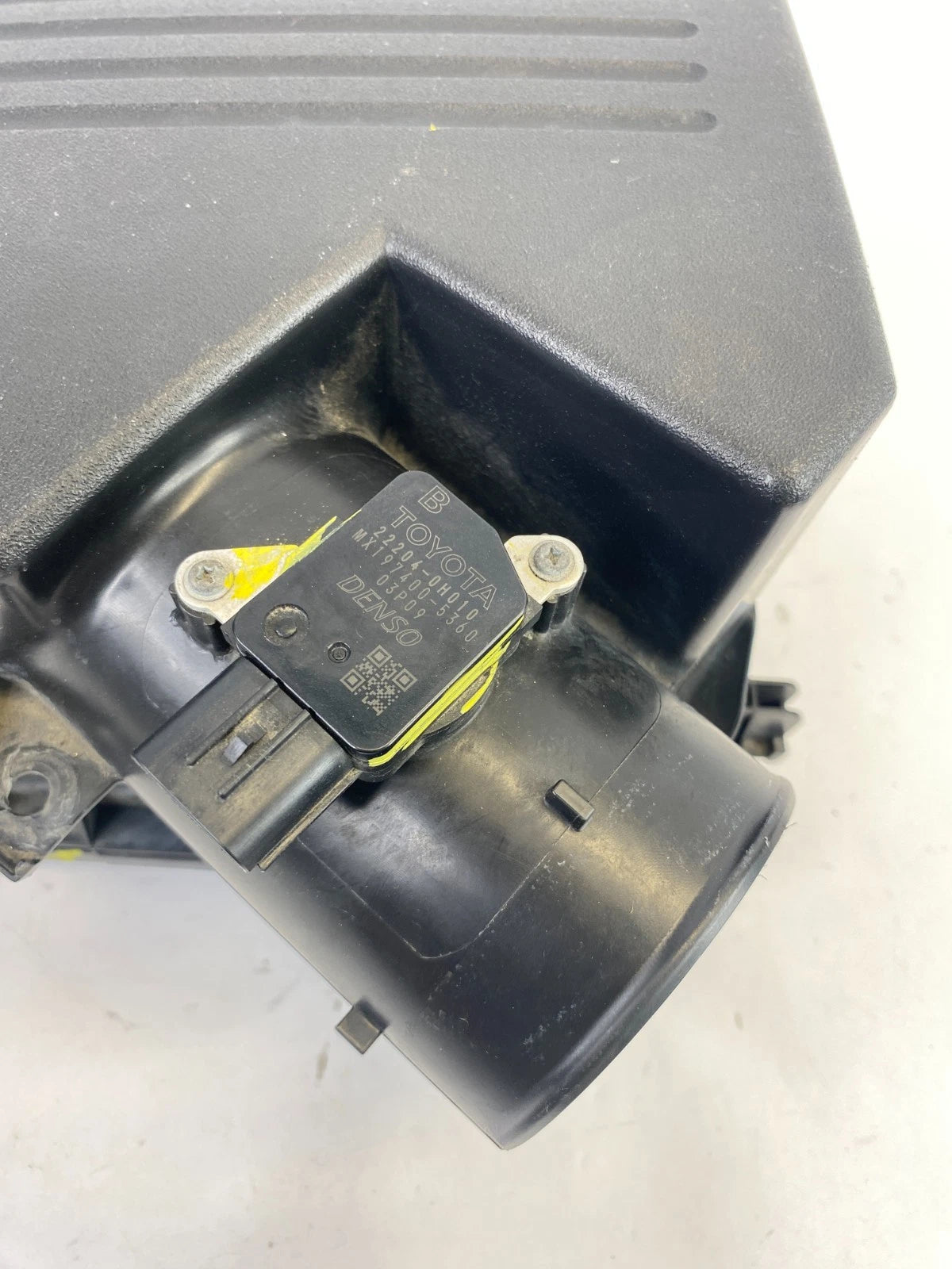 2009-2015 TOYOTA VENZA AIR INTAKE UPPER CLEANER BOX COVER W/ MAF 22204-0H010 OEM