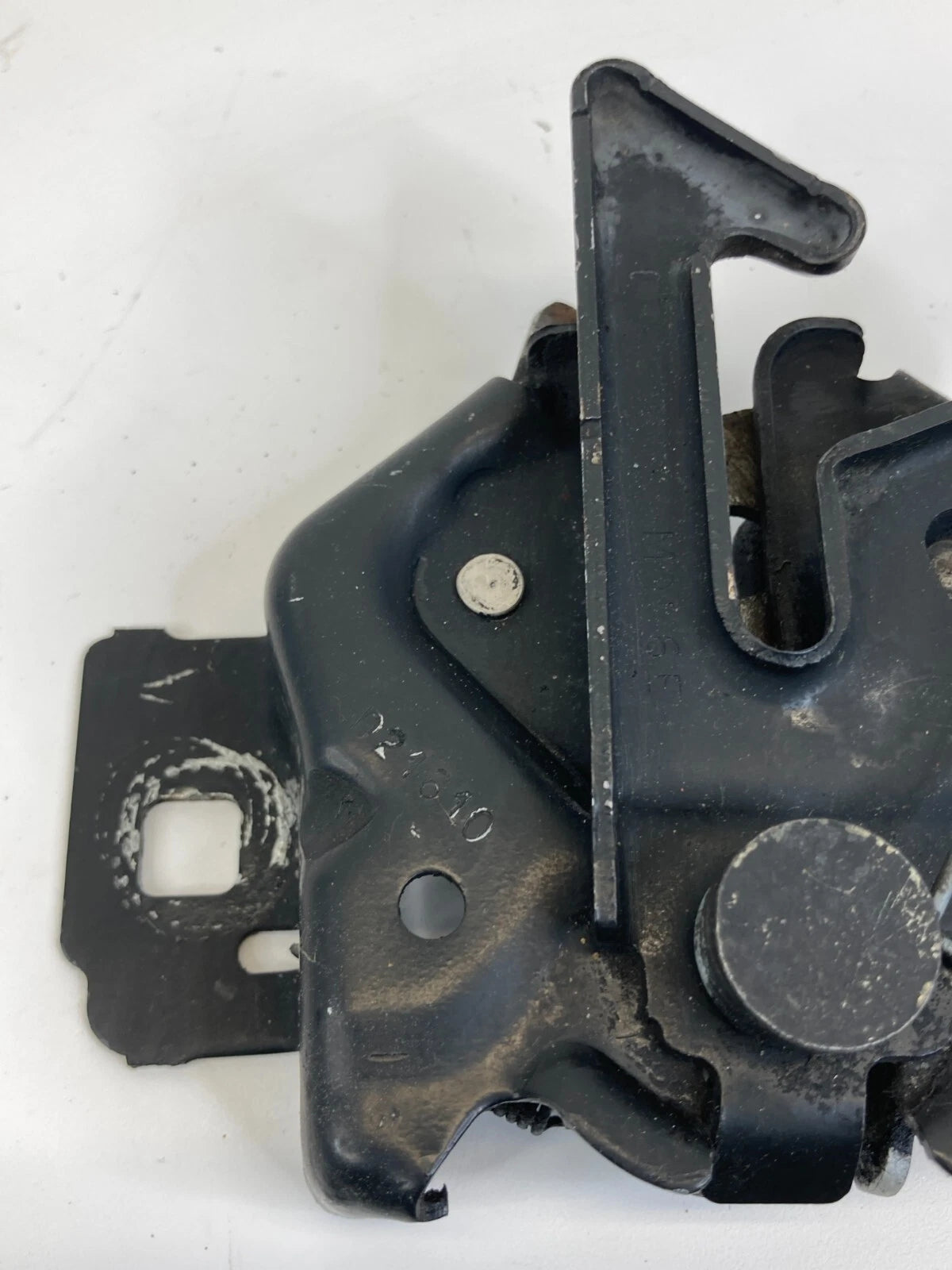 2008-2011 FORD FOCUS ENGINE HOOD LOCK LATCH MECHANISM ASSEMBLY FRONT OEM FACTORY