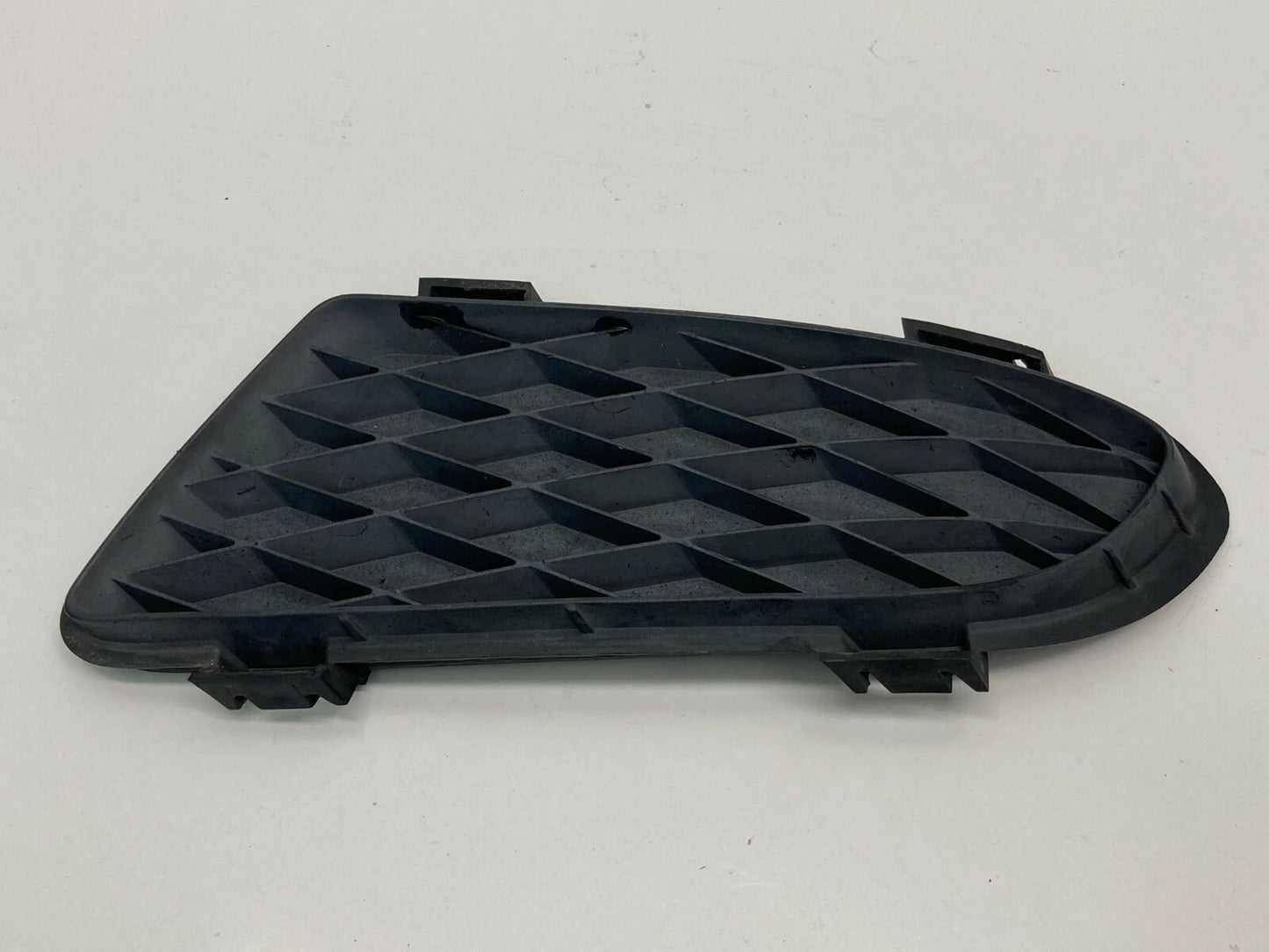 2003 2004 2005 MAZDA 6 FRONT LEFT DRIVER SIDE BUMPER FOG LAMP COVER GK2A-50C21