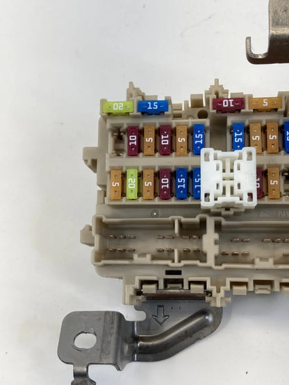 2010-2013 NISSAN ALTIMA 2.5L AT INTERIOR UNDER DASH JUNCTION FUSE RELAY BOX