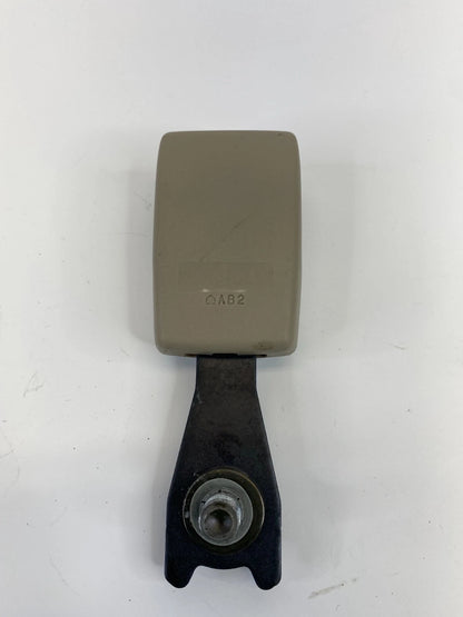2000 2001 MAZDA MPV FRONT RIGHT PASSENGER SIDE SEAT BELT BUCKLE RECIVER OEM