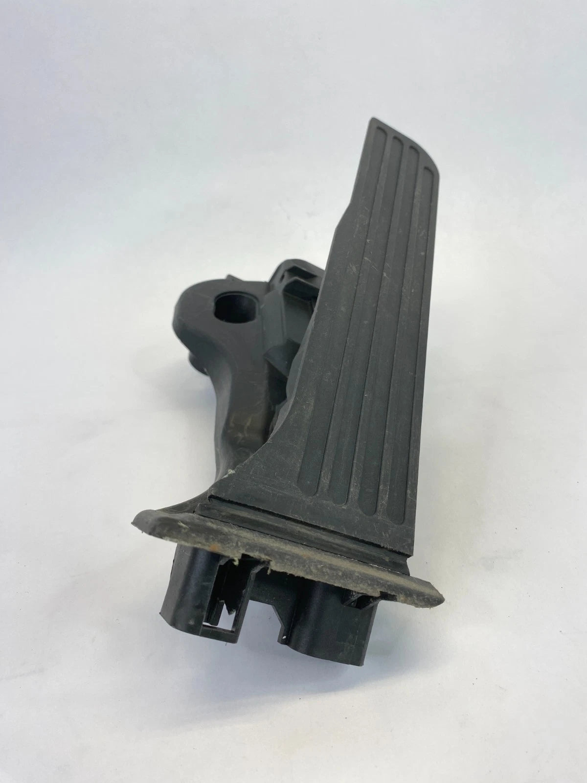 2009-2017 VOLKSWAGEN CC ACCELERATOR GAS PEDAL POSITION SENSOR OEM 1K1723503AP