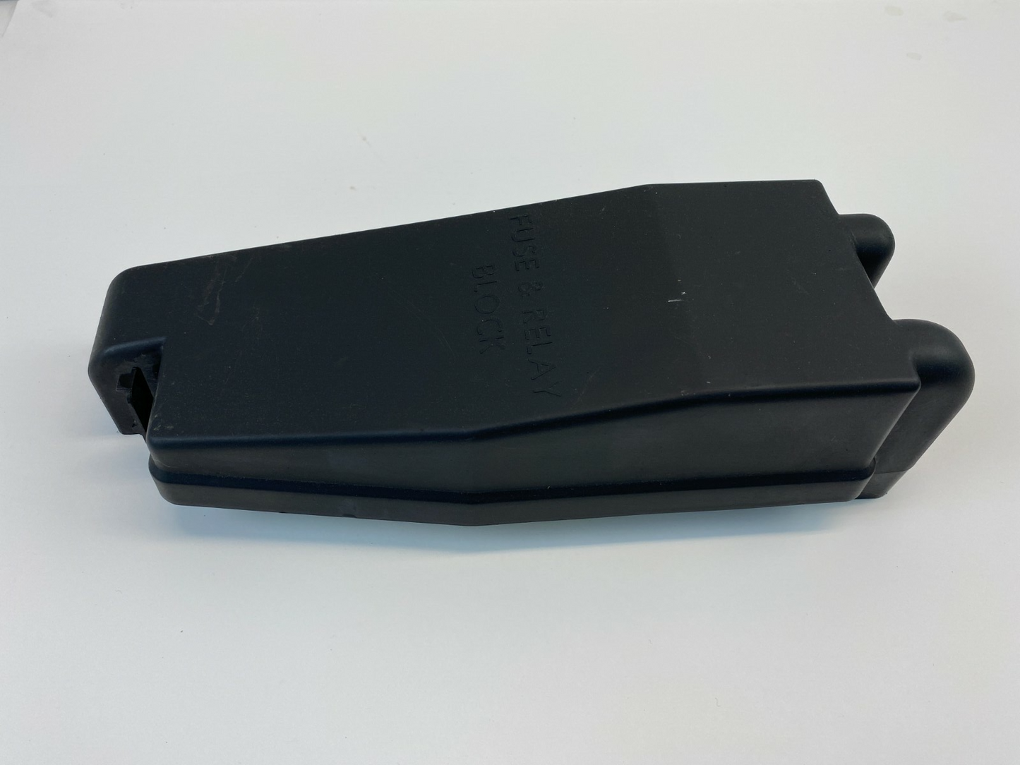 2007 2008 Hyundai Entourage Engine Fuse Relay Box Upper Cover Junction Block OEM