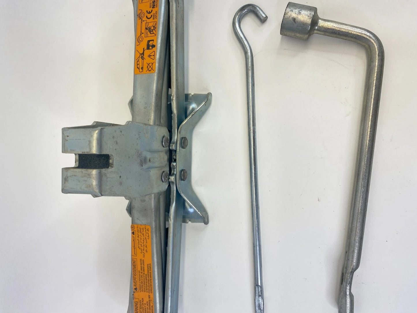 2008-2013 Nissan Rogue Emergency Spare Tire Jack & Tool Wrench Kit 99550-EQ56C