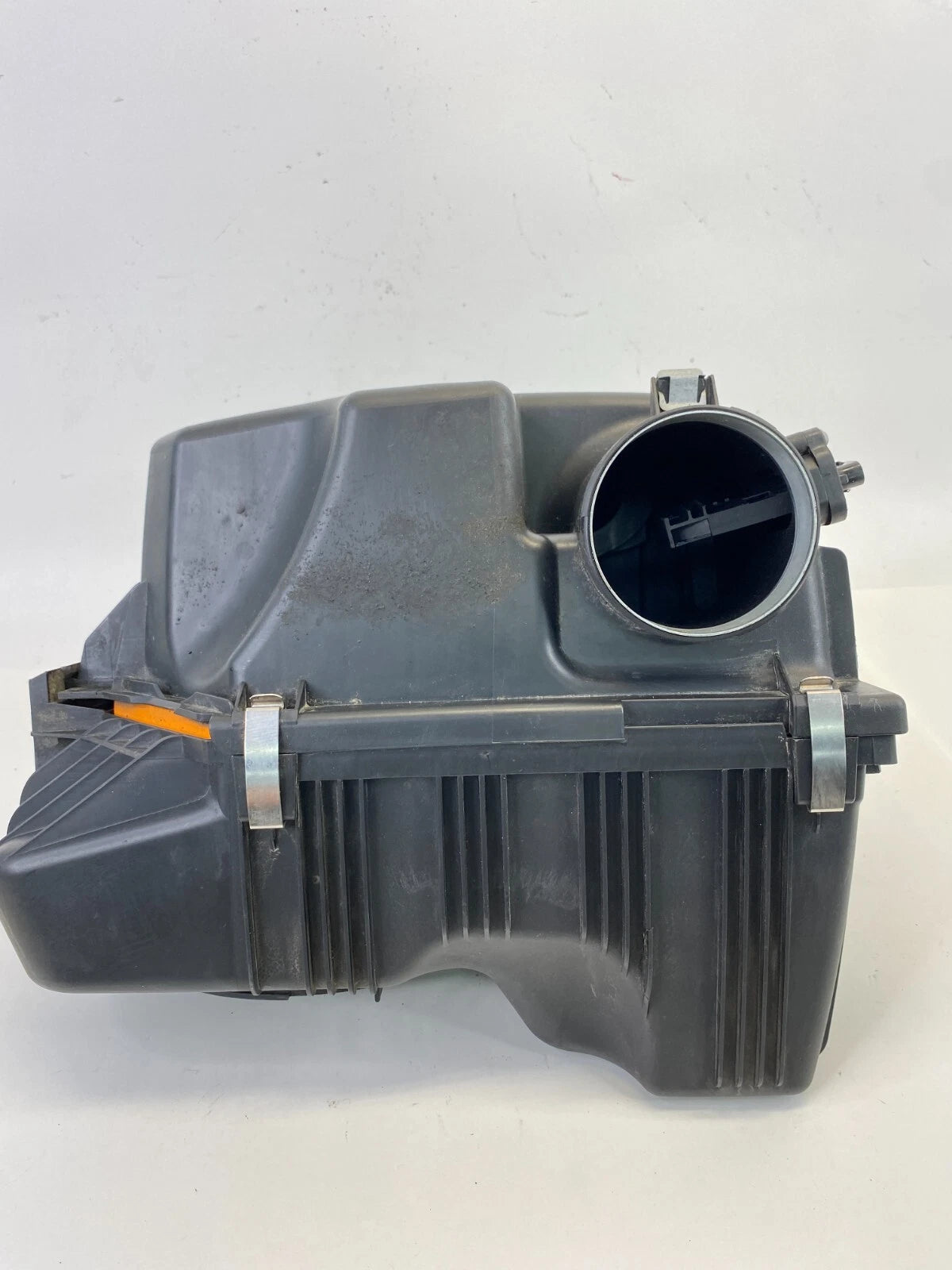 2013-2017 BMW X3 2.0L AWD AIR INTAKE CLEANER FILTER BOX ASSEMBLY 761693201 OEM