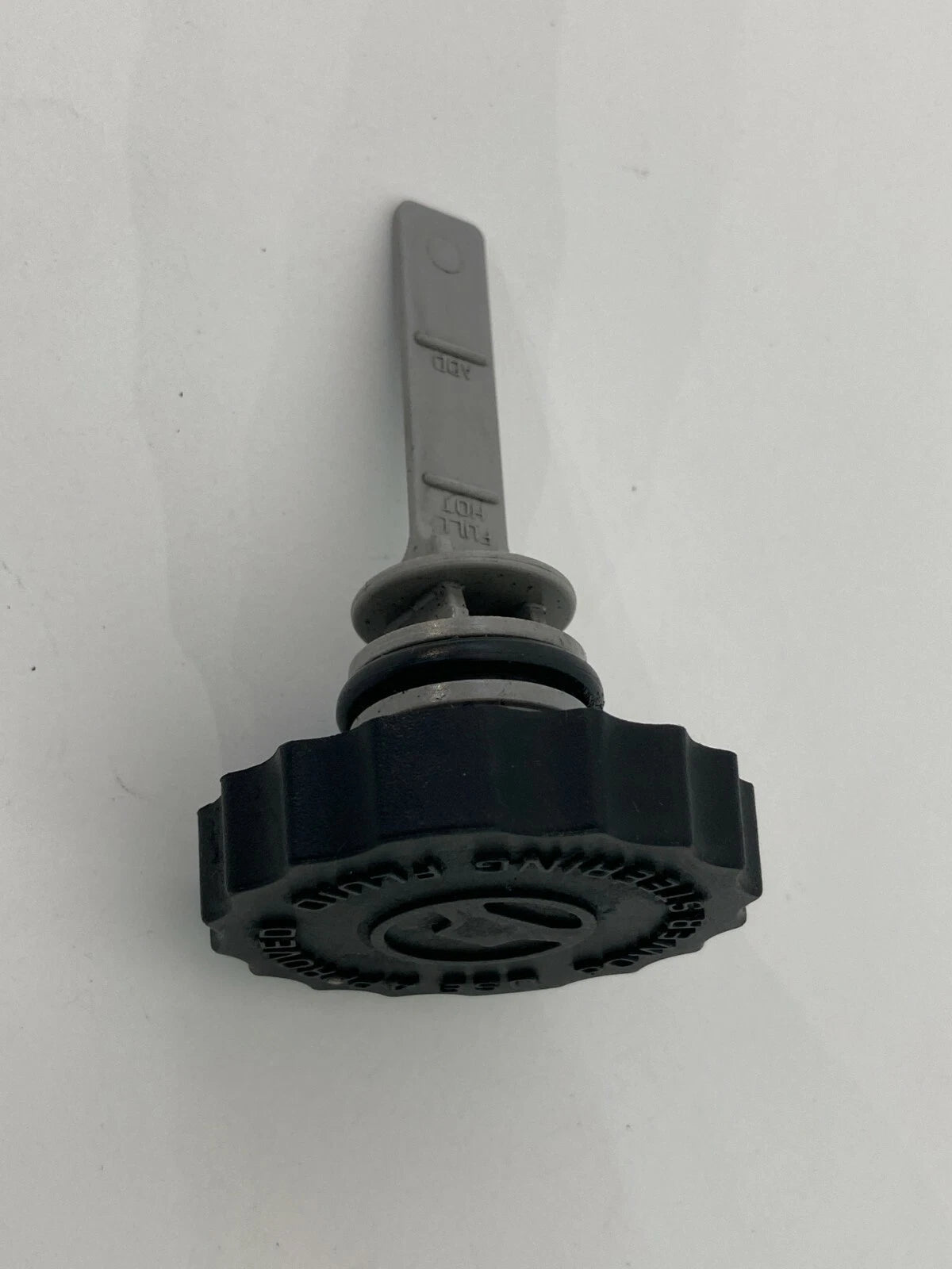 2005 CHRYSLER 300 3.5 SEDAN POWER STEERING FLUID RESERVOIR FILLER CAP LID BLACK