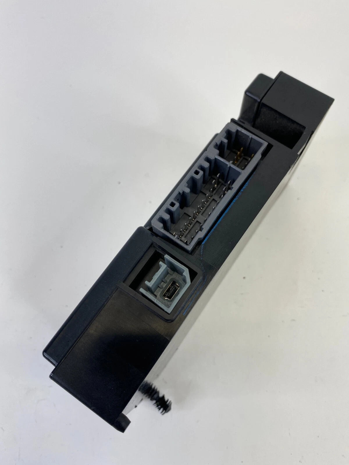 11-16 CHRYSLER TOWN & COUNTRY TELEMATICS COMMUNICATION CONTROL MODULE 68104904AC