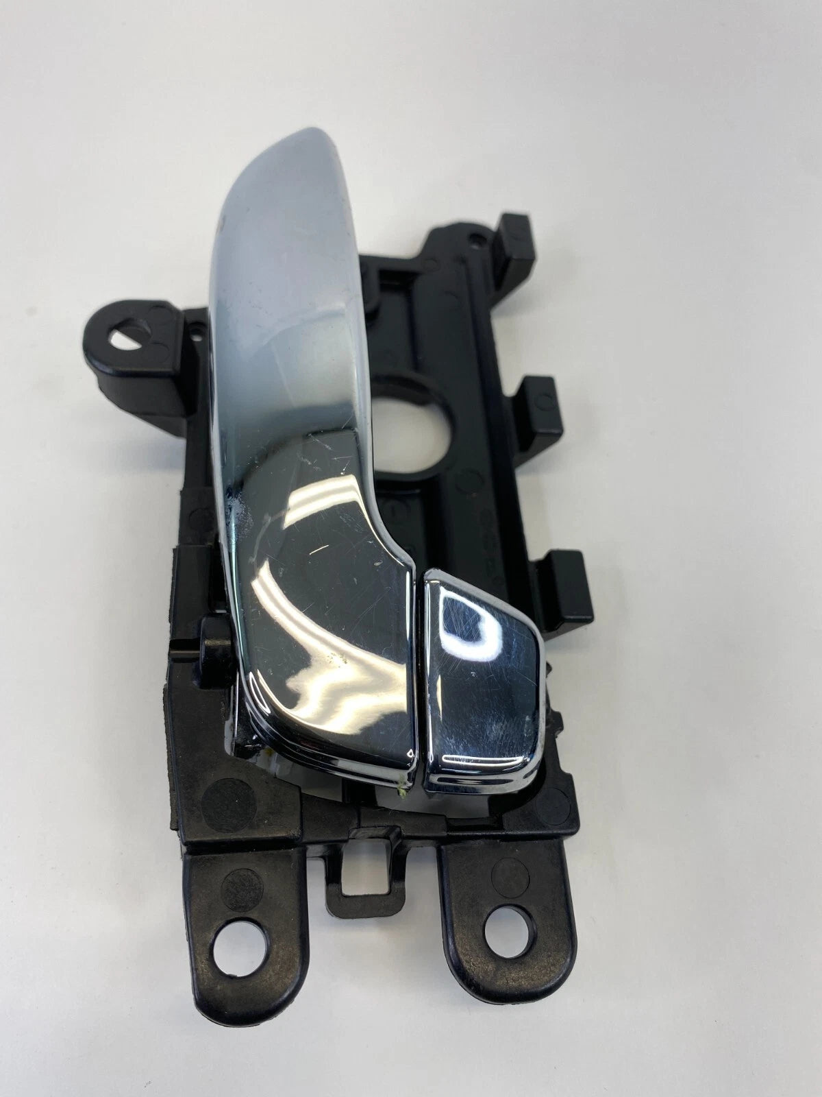 14-18 KIA FORTE FORTE5 SEDAN FRONT RIGHT INTERIOR DOOR HANDLE 82623-A7000 OEM
