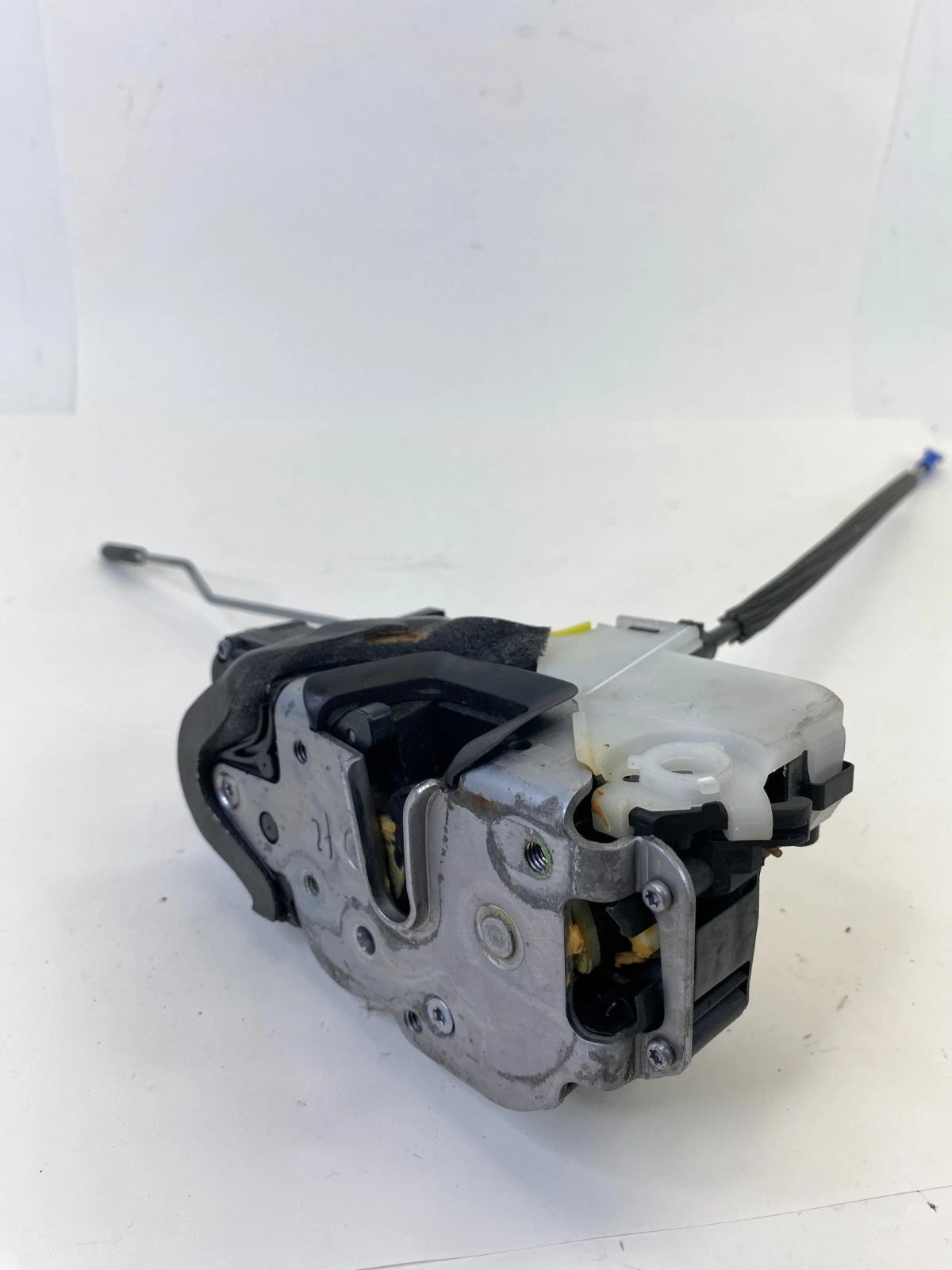 2011-2016 CHEVROLET CRUZE FRONT LEFT DRIVER DOOR LOCK LATCH 13579522 OEM